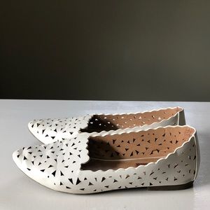 Flats with Detailed Cutouts
